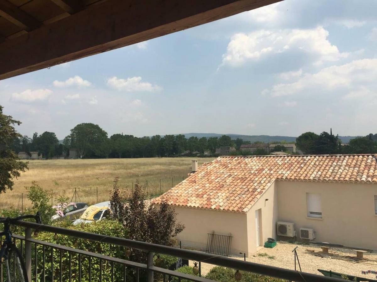 Apt 50M2 Avec Balcon Tout Equipe Proche D'Avignon Apartment Перн-ле-Фонтен Екстериор снимка