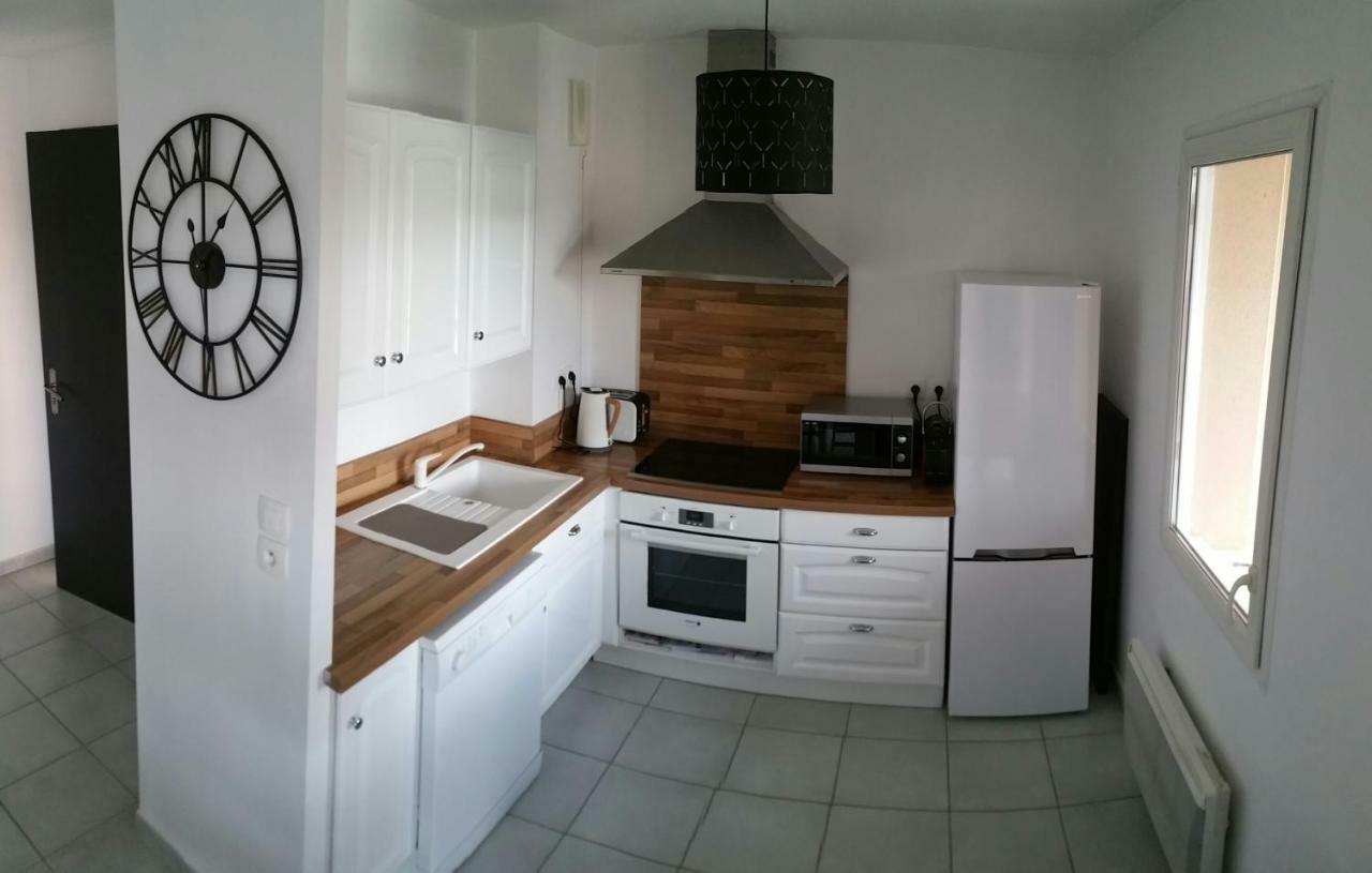 Apt 50M2 Avec Balcon Tout Equipe Proche D'Avignon Apartment Перн-ле-Фонтен Екстериор снимка